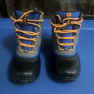 Columbia kids boots